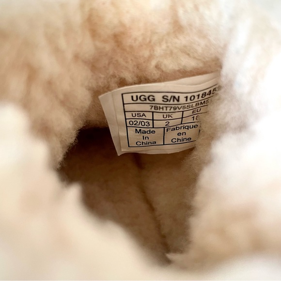 UGG Jesse Bow Crib Shoes•Infant Size 2-3•Ugg Chestnut Suede Lined with Shearling - Picture 8 of 12